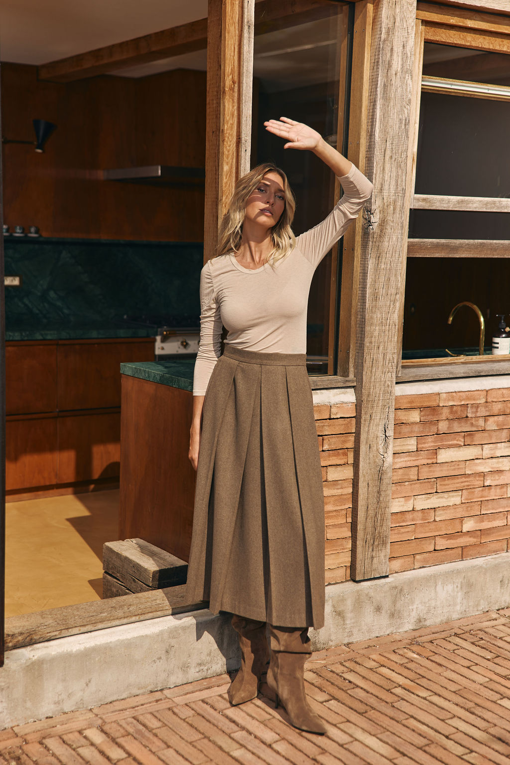SELIA TURTLENECK SWEATER BEIGE