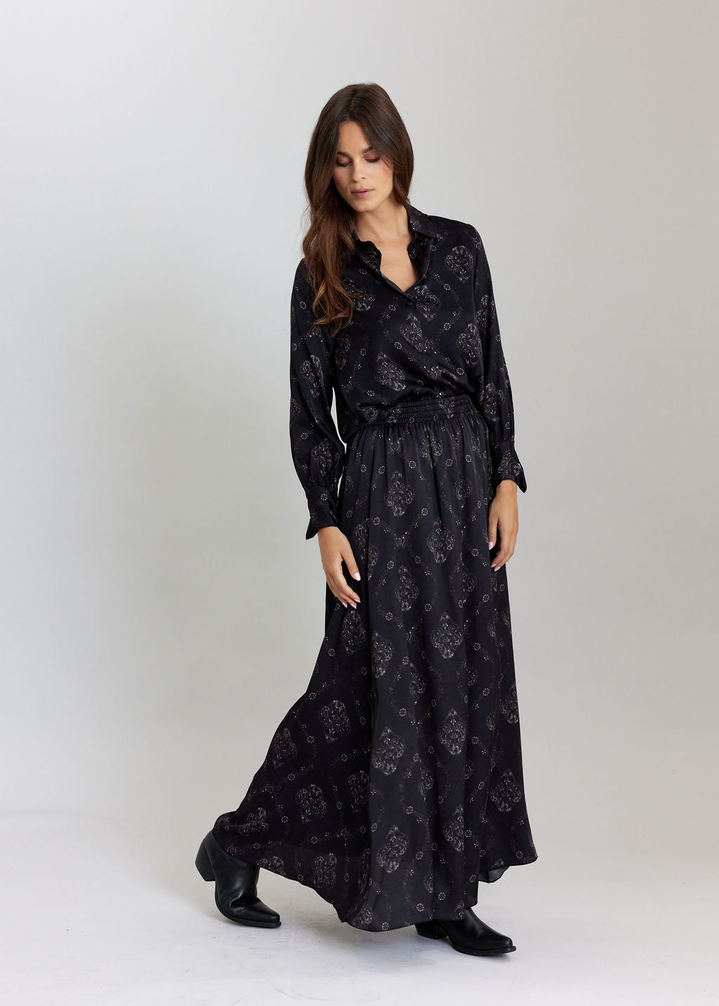 LIA BLACK PRINTED SHIRT