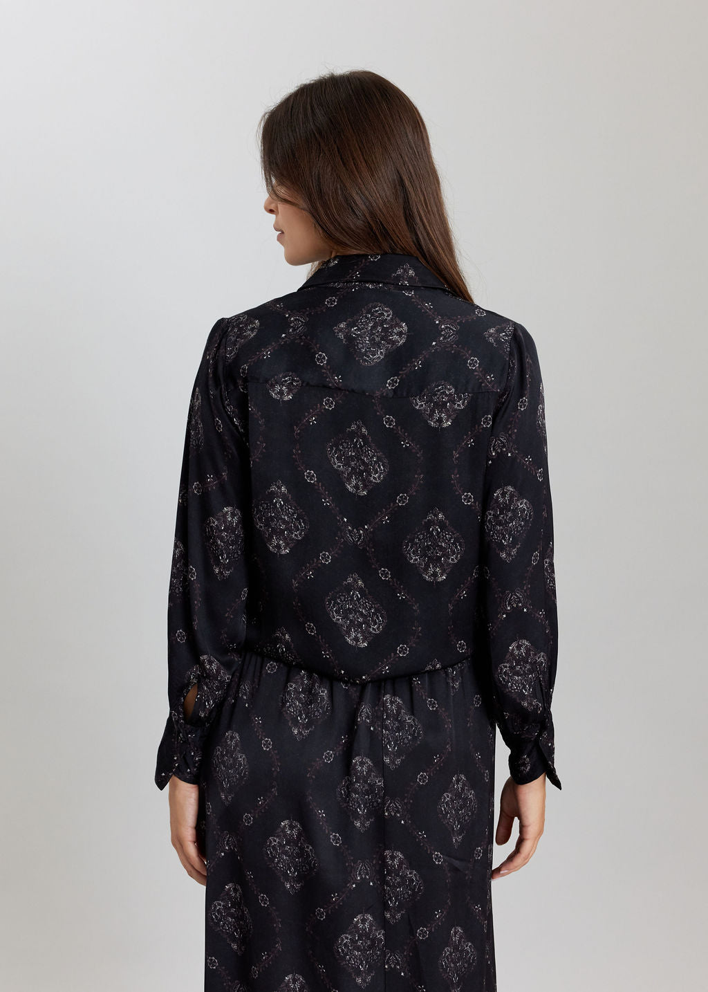 LIA BLACK PRINTED SHIRT