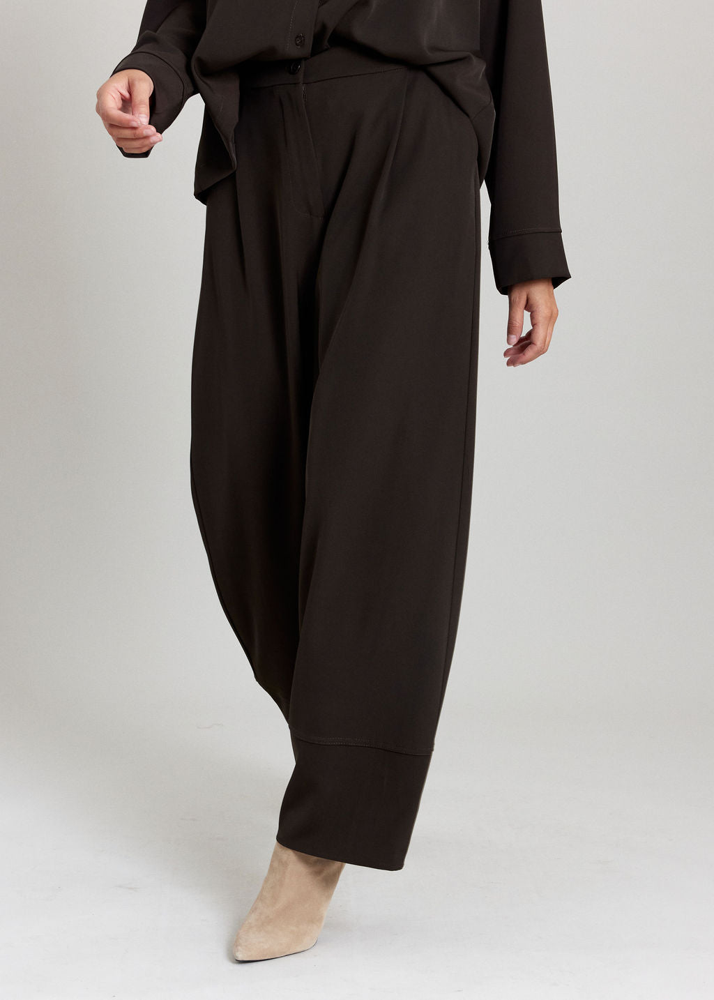 LE PANTALON TECHNIQUE BRENDA ESPRESSO