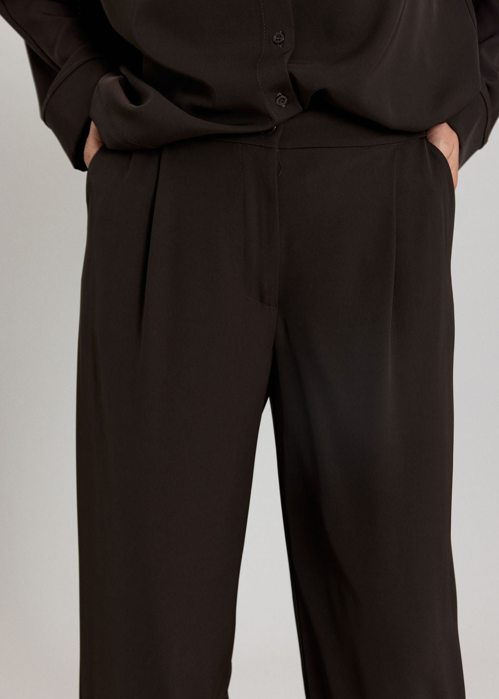LE PANTALON TECHNIQUE BRENDA ESPRESSO