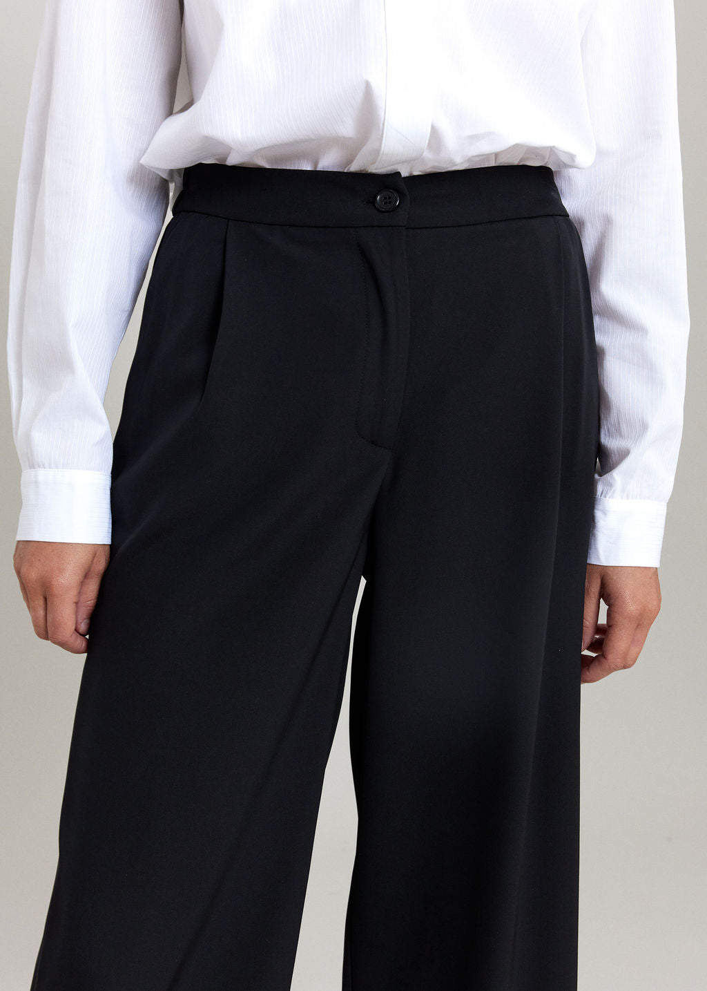 LE PANTALON TECHNIQUE BRENDA NOIR