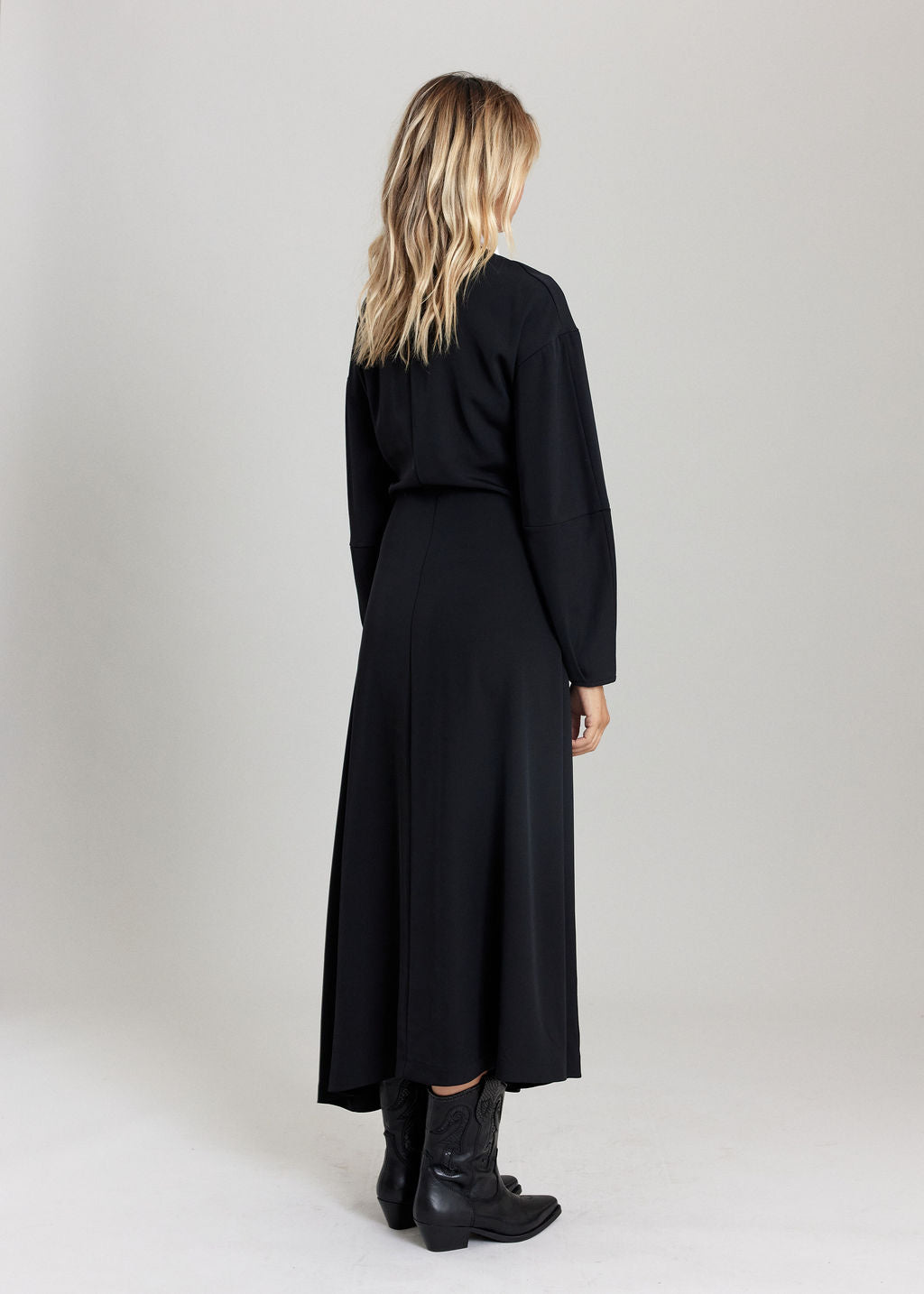 PHIL ASYMMETRIC MAXI DRESS BLACK