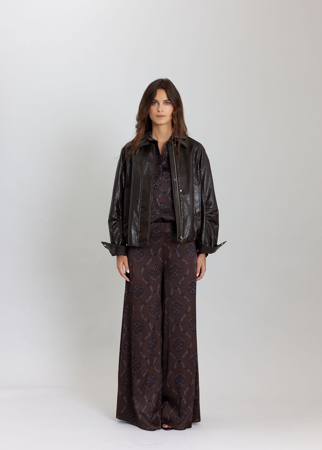 Short Jacket in Faux Leather Mike Brown