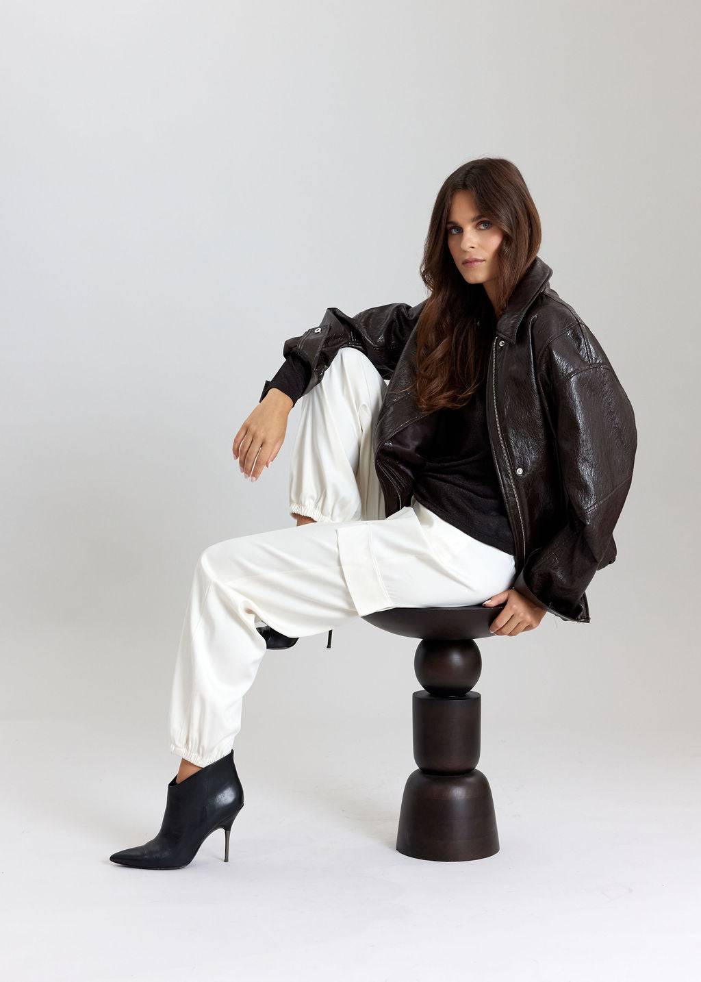 Short Jacket in Faux Leather Mike Brown