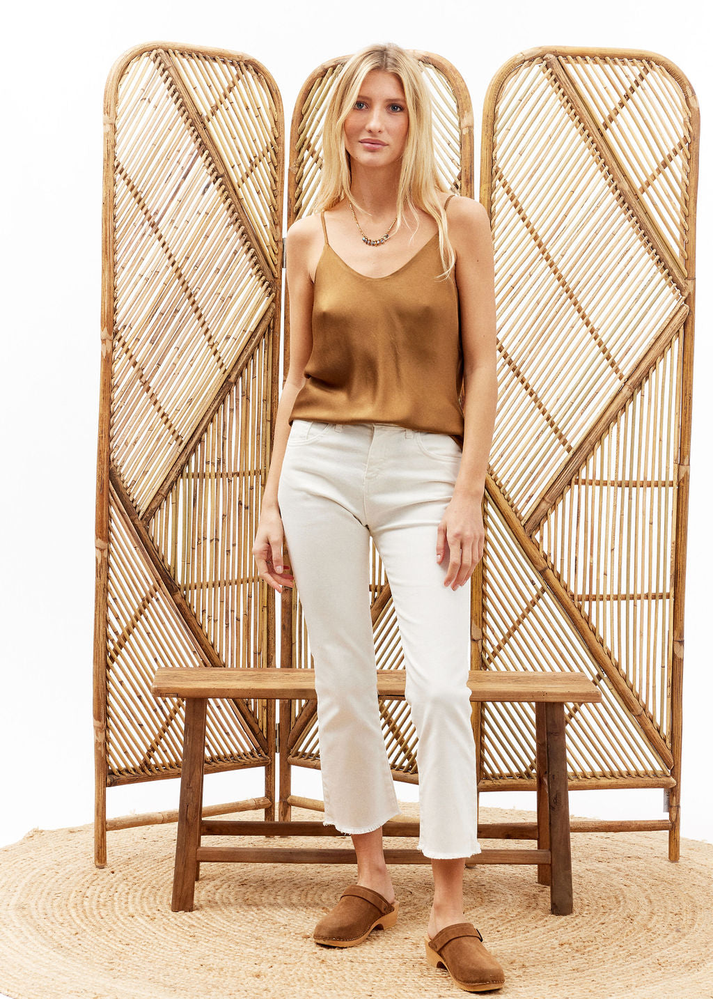 Top basique beige | Vêtements Femme Lauren Vidal 1