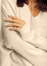 Pull oversize col V beige | Vêtements Femme Lauren Vidal 2