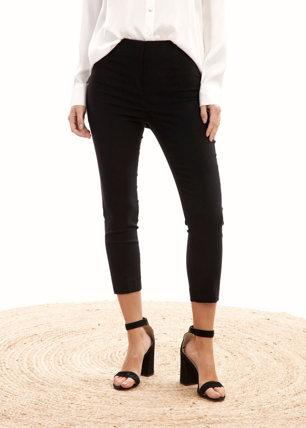 Pantalon 3/4 noir | Vêtements Femme Lauren Vidal 1